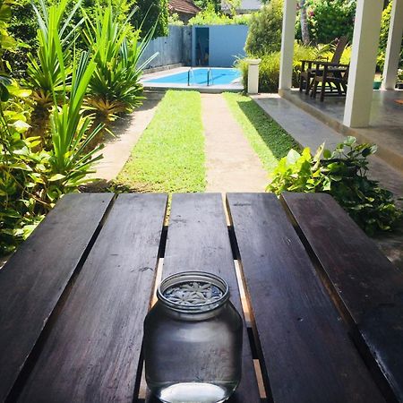 Om Villa ヒッカドゥワ エクステリア 写真