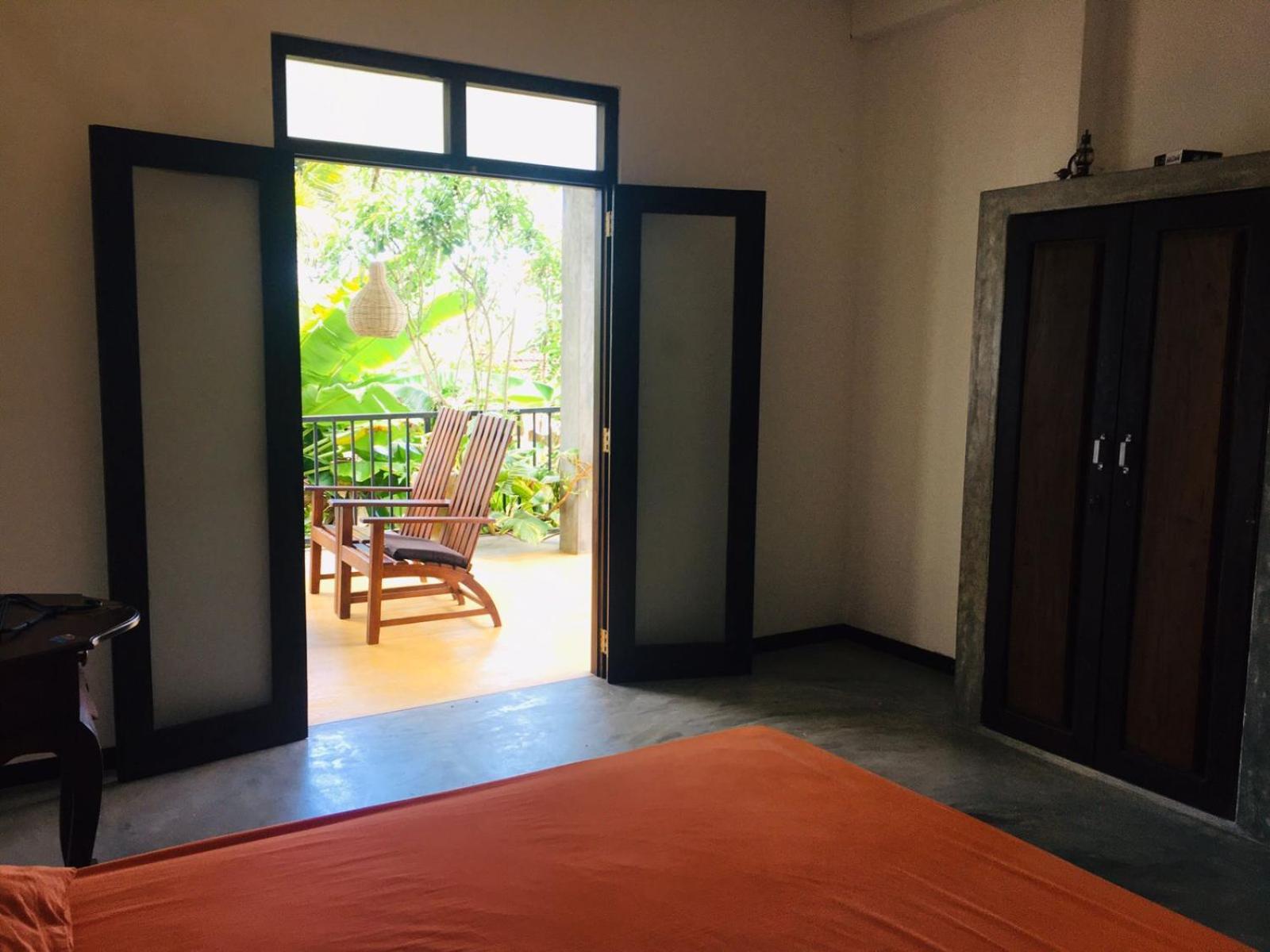 Om Villa ヒッカドゥワ エクステリア 写真