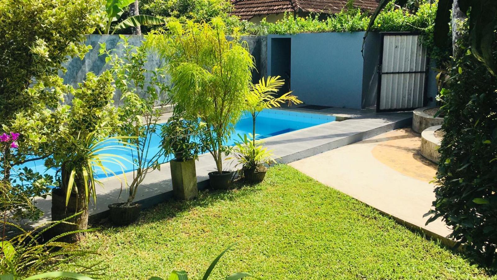 Om Villa ヒッカドゥワ エクステリア 写真