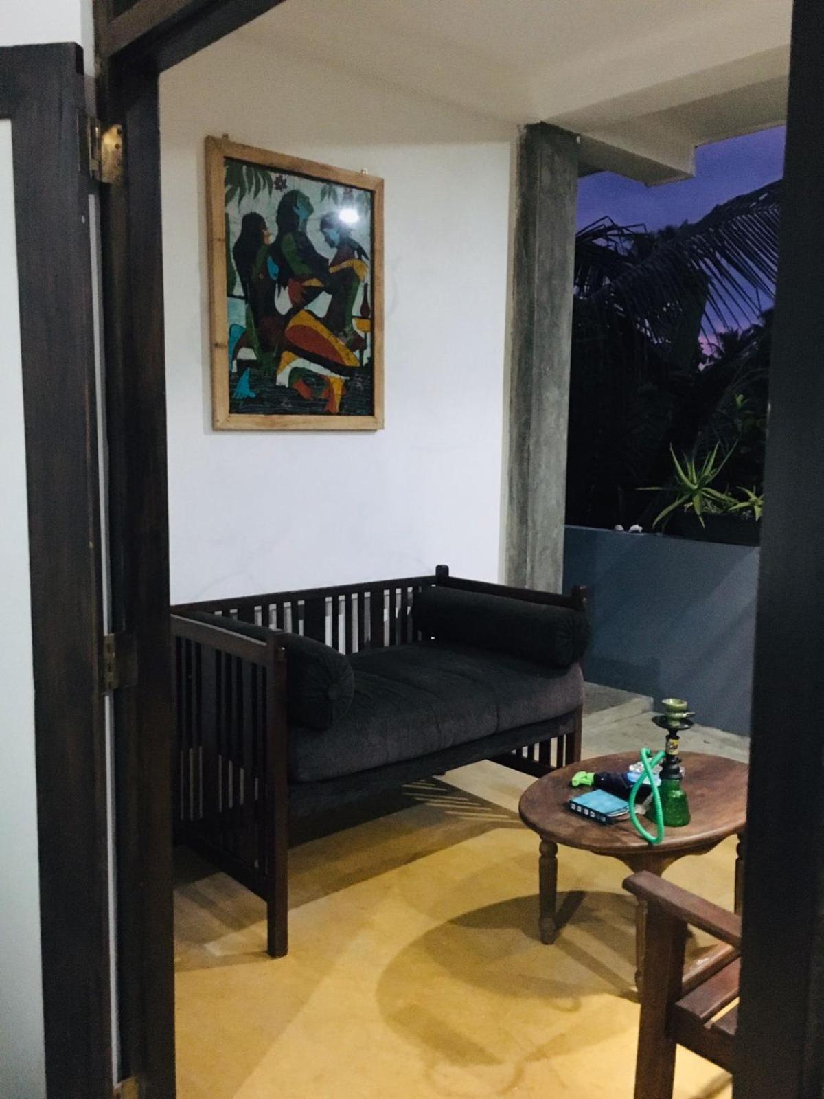 Om Villa ヒッカドゥワ エクステリア 写真